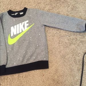 Nike Sweatshirt Size 4-5